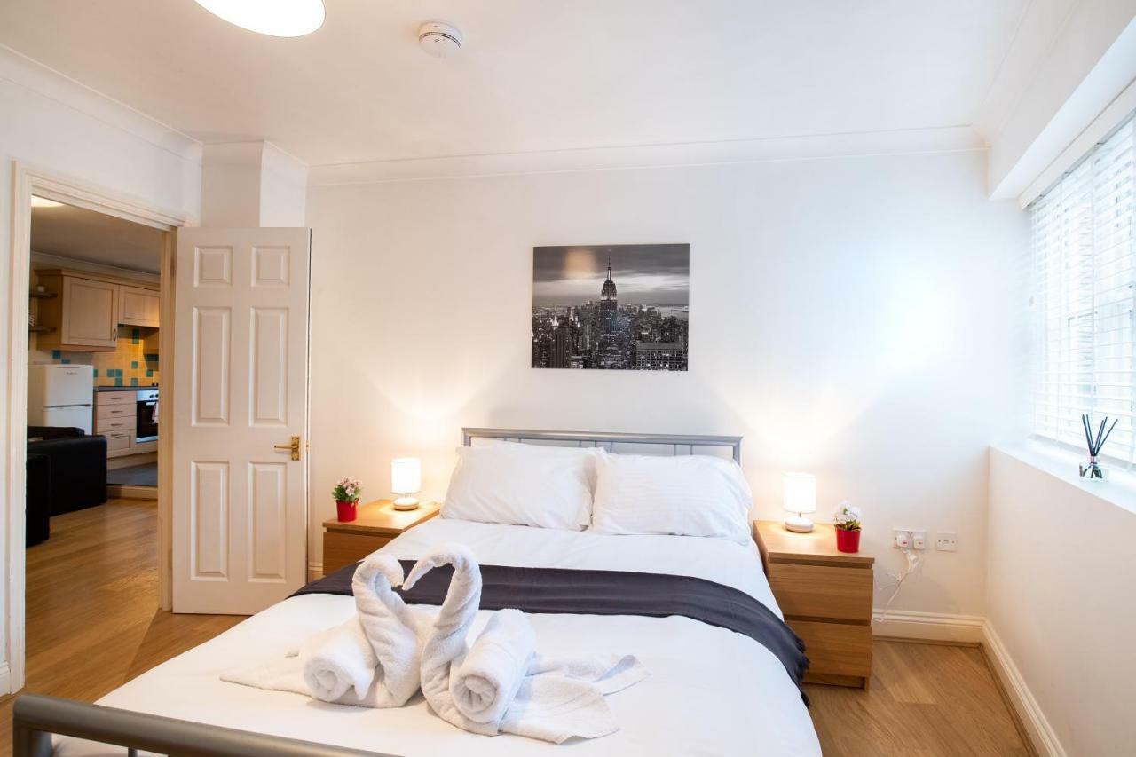 Spacious 2Br Flat In Stansted Lägenhet Stansted Mountfitchet Exteriör bild